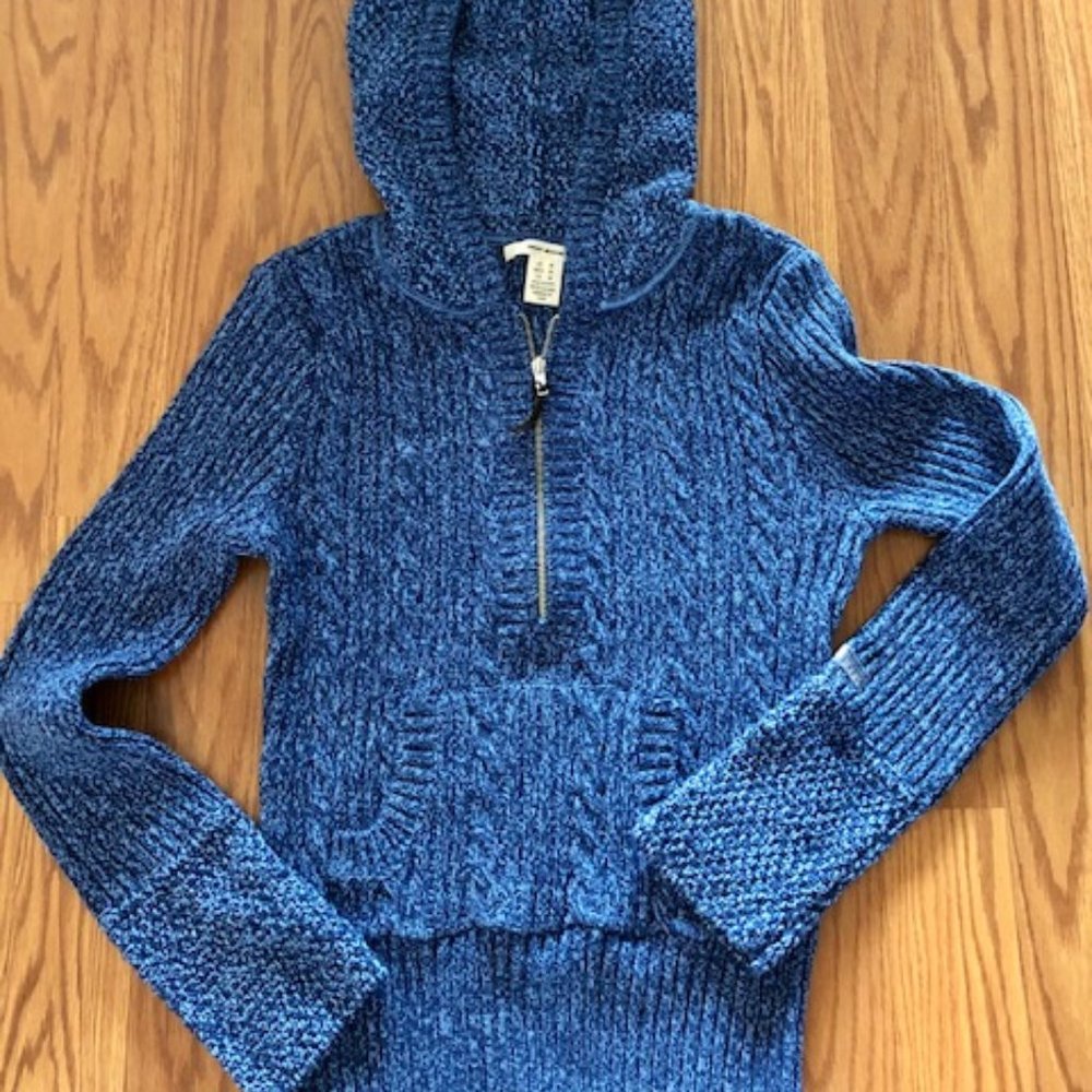 DKNY sweater